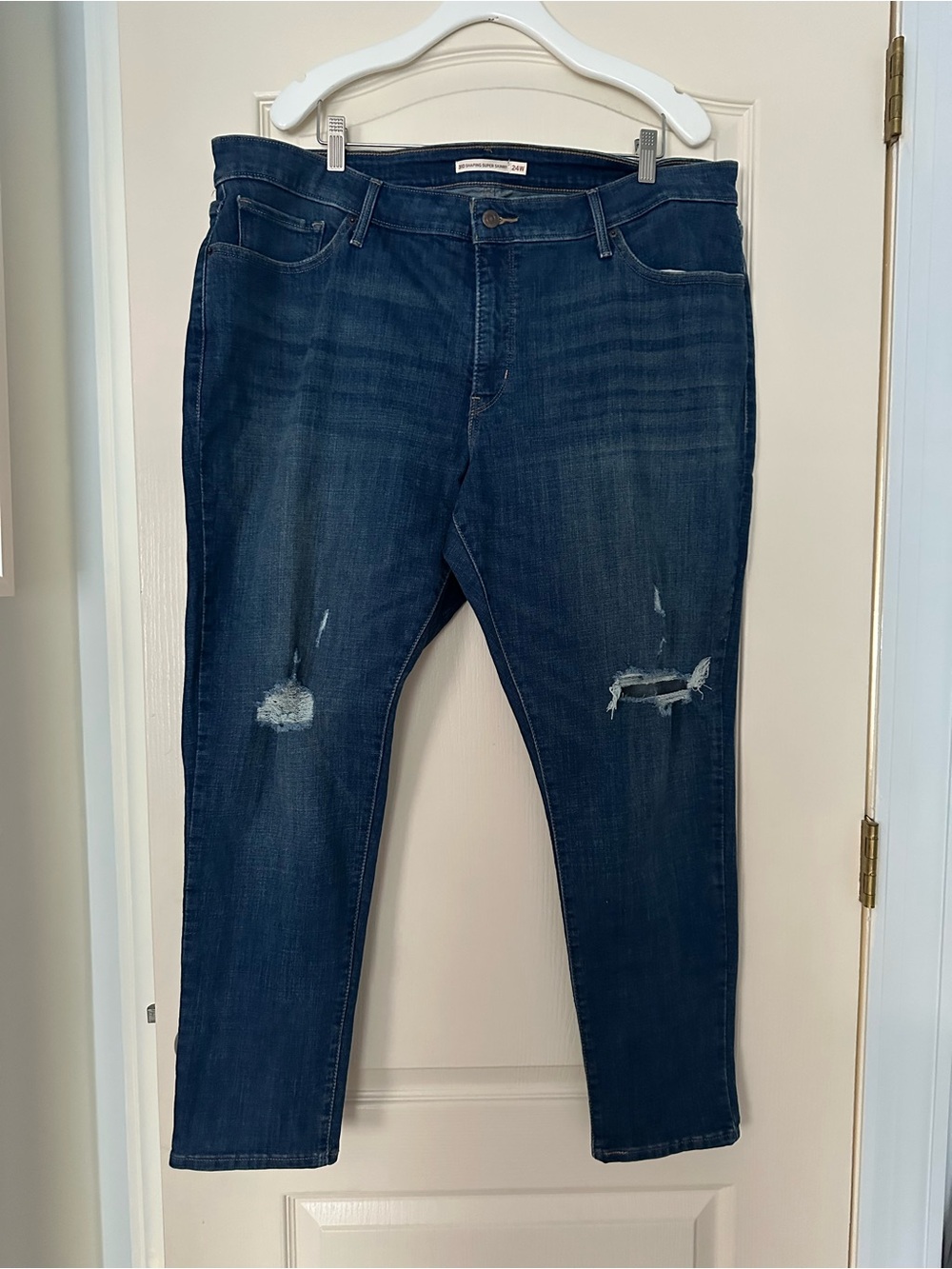 Women’s Levi Shaping Super Skinny Jeans 24W